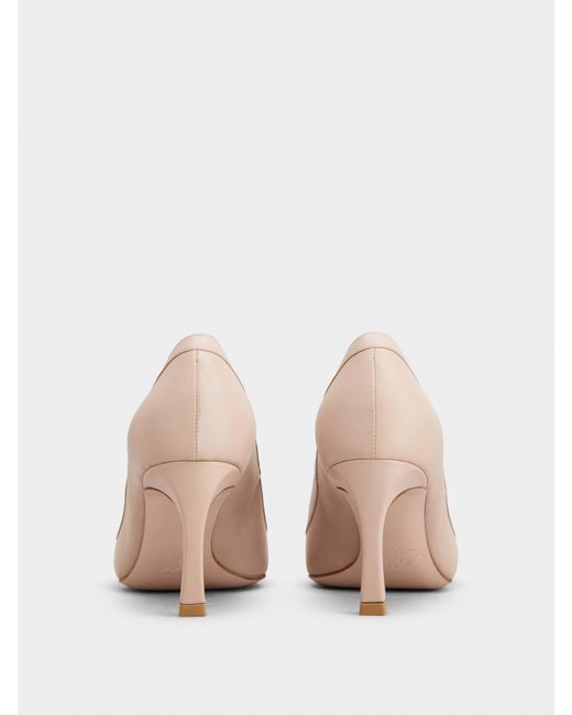 Escarpins Trompette Roger Vivier en coloris Natural