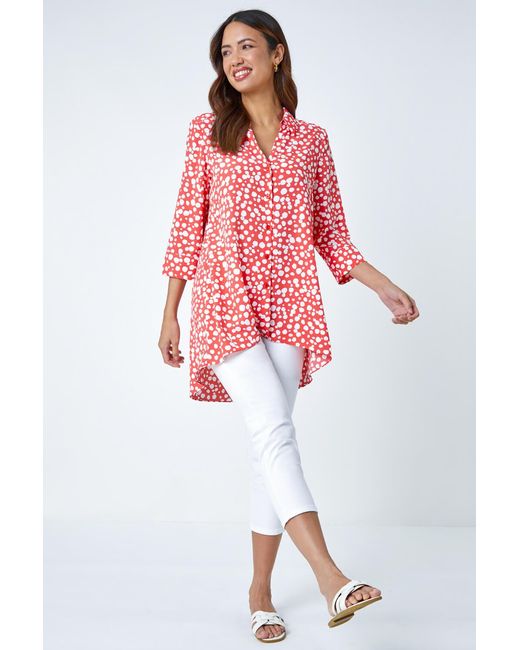 Roman Red Spot Print Dipped Hem Shirt