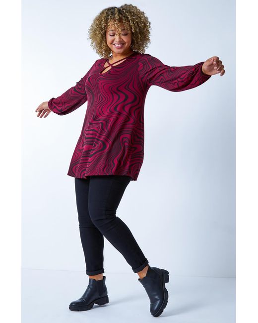 Roman Curve Red Cross Neck Marble Print Top