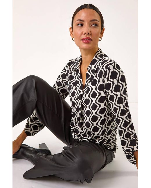 Roman Black Mono Chain Print V-Neck Stretch Top