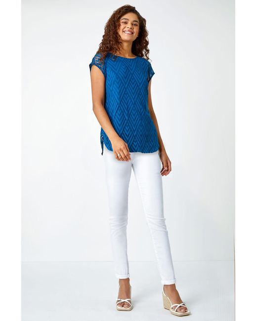 Roman Blue Textured Chevron Print Top