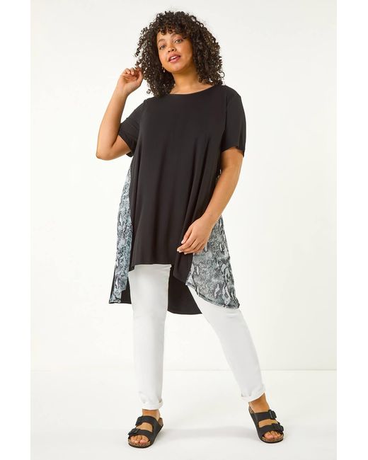 Roman Curve Black Print Mesh Trim T-Shirt