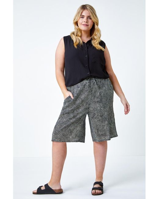 Roman Curve Gray Spot Print Elastic Waist Crinkle Shorts