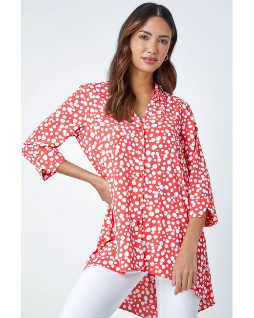 Roman Red Spot Print Dipped Hem Shirt