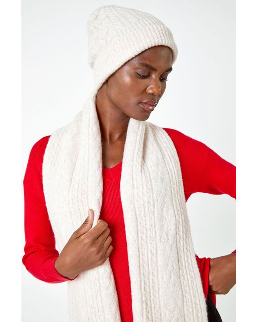 Roman Red Cable Knit Stretch Hat