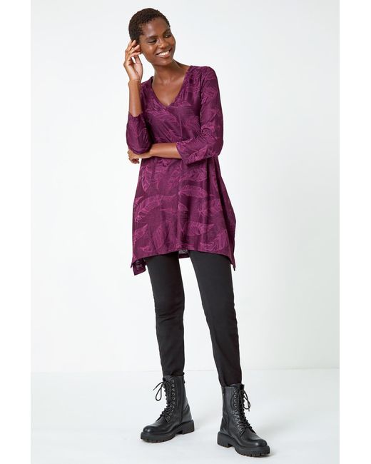 Roman Textured Leaf Print V-Neck Tunic Stretch Top
