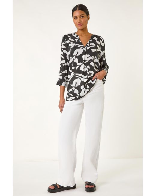 Roman Black Abstract Mono Pleat Detail Top