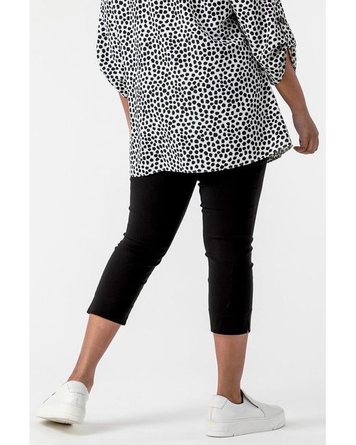 Roman Curve Black Cropped Elastic Waist Stretch Trouser