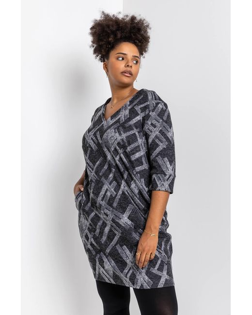 Roman Curve Gray Abstract Cross Print Dress
