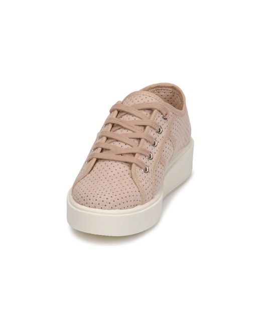 Victoria Pink Shoes (trainers)