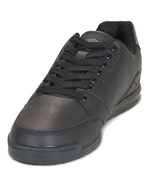 Umbro Black Shoes (trainers) Uriel for men