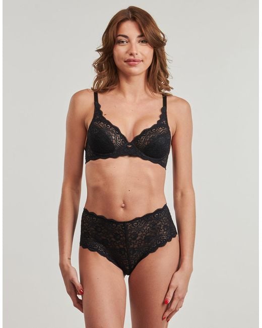 Triumph Black Underwire Bras Amourette W