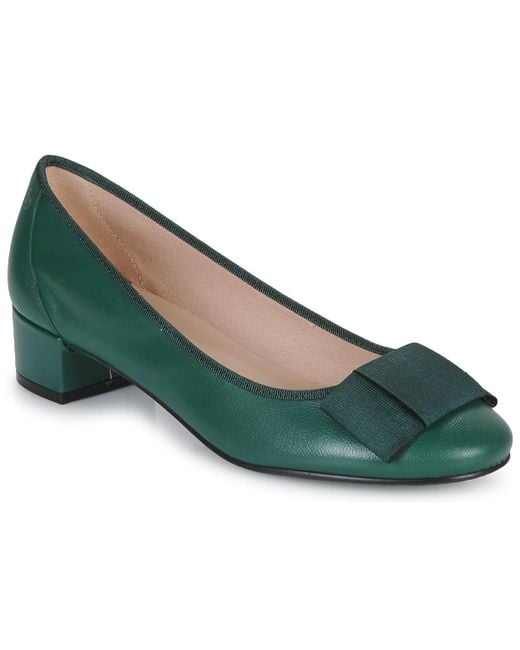 Betty London Green Henia Shoes (pumps / Ballerinas)