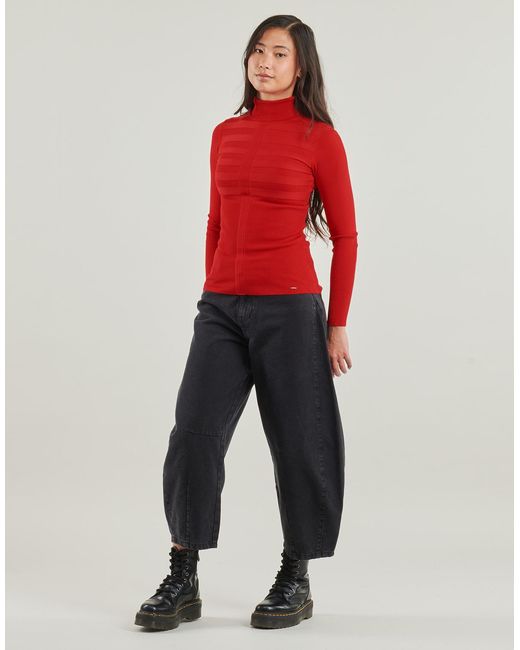 Morgan Red Sweater Mentos