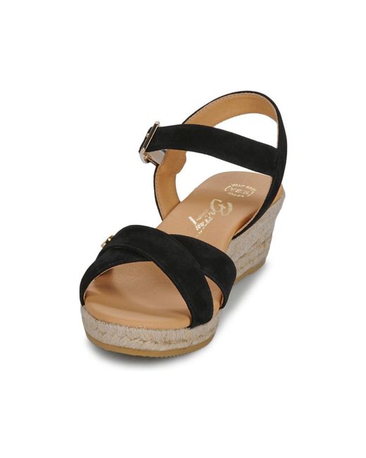 Betty London Black Espadrilles / Casual Shoes Giorgia