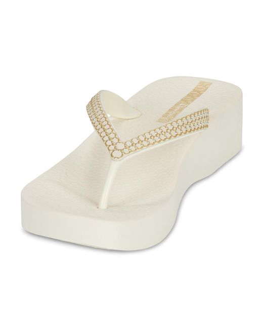 Ipanema White Flip Flops / Sandals (shoes) Mesh Xi Plat Fem
