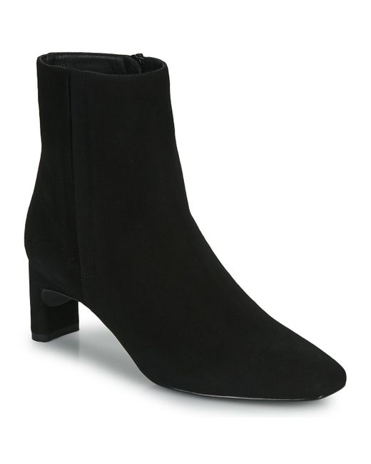 Unisa Black Low Ankle Boots Lister