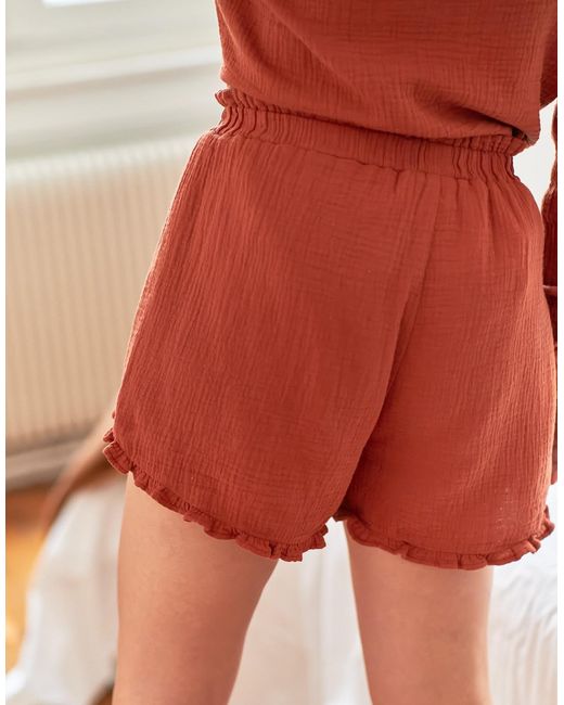 Celeste Red Shorts Lisa