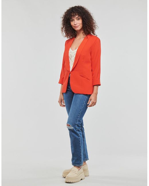 Betty London Red Jacket Ioupa