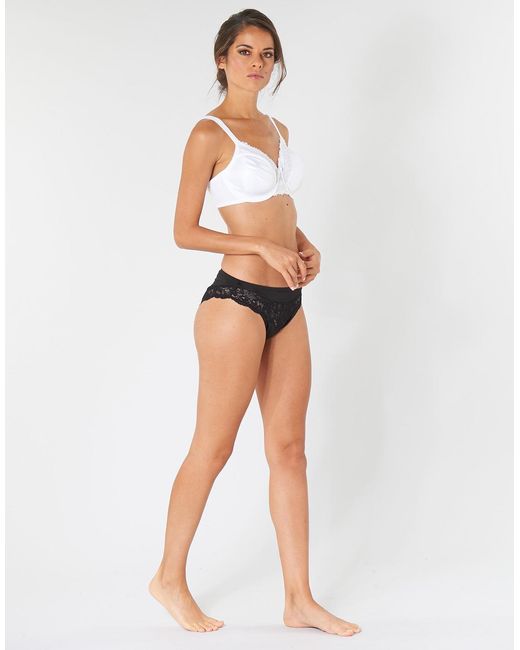 Triumph Ladyform Soft Women's Underwire Bras In White