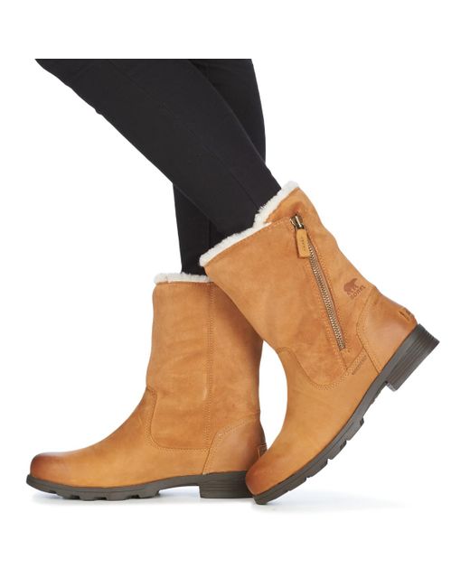 sorel emelie foldover
