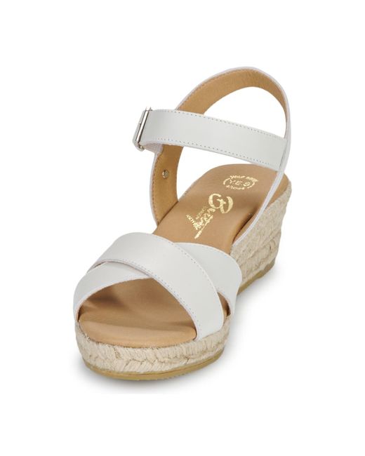 Betty London Metallic Espadrilles / Casual Shoes Giorgia