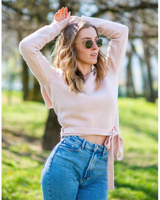 Celeste Yellow Sweater Anna