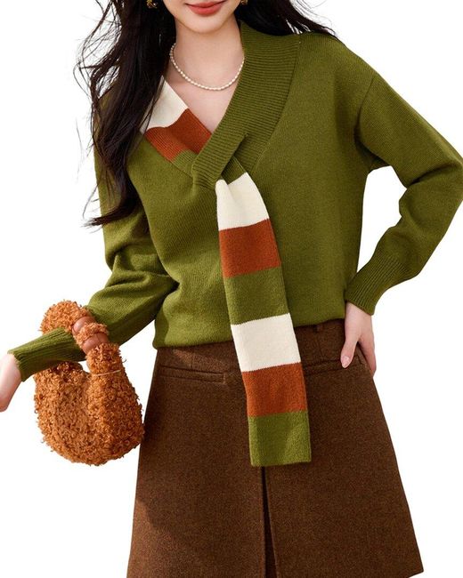 Kaimilan Green Sweater