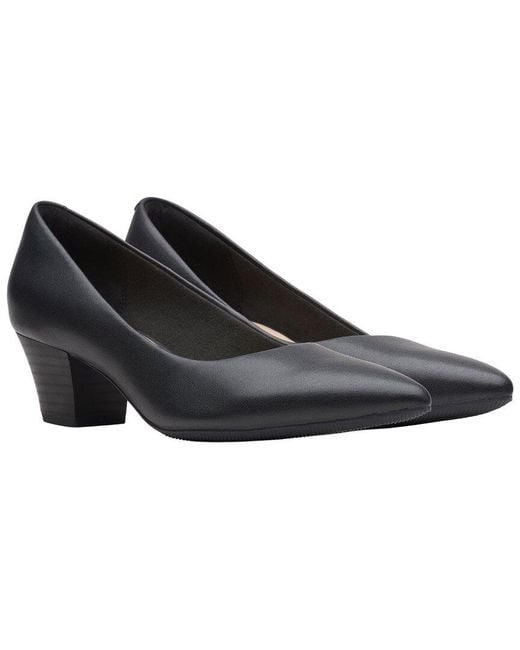 Clarks Black Teresa Step Leather Pump