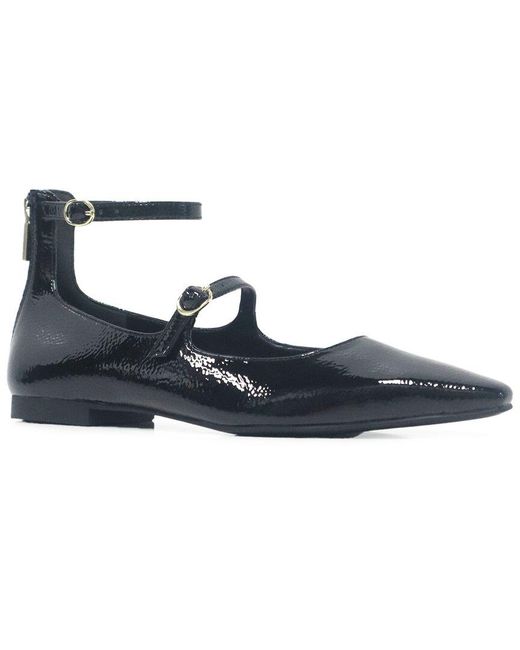 Kenneth Cole Blue Nolita Flat