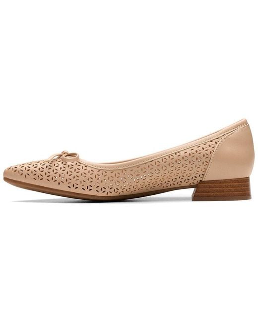 Clarks Natural Natalyn Step Leather Flat