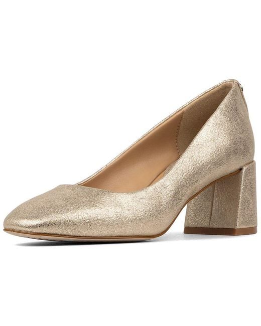 Donald J Pliner Natural Goodwyn Pump