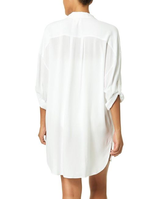 Anne Cole White Mid Length Shirttail Button Down Top