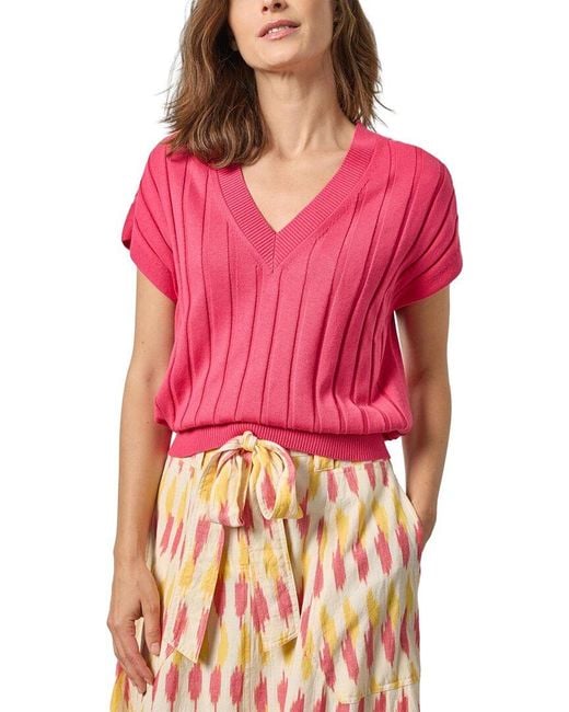 Lilla P Red Wide Rib Wedge V-Neck Sweater