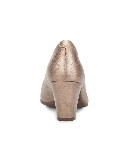 Söfft White Lana Leather Pump