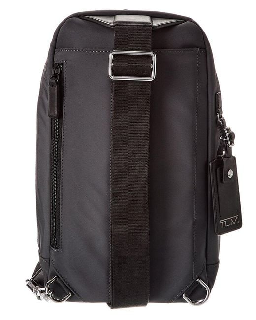 Tumi Ridgeview Sling Bag in Black | Lyst