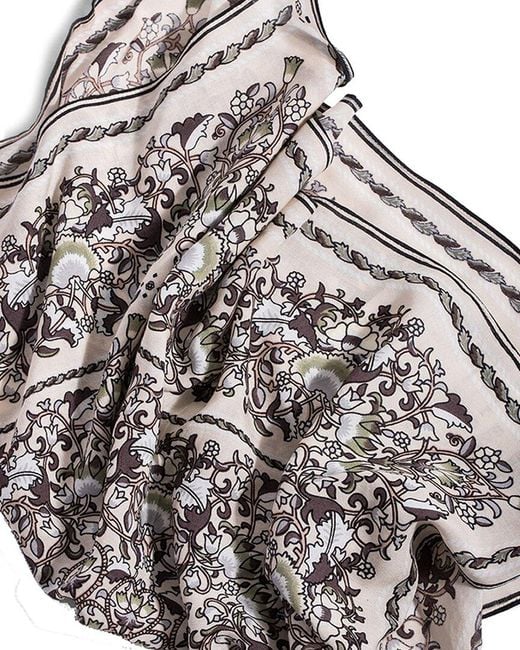 Saachi White Tagore Bandana