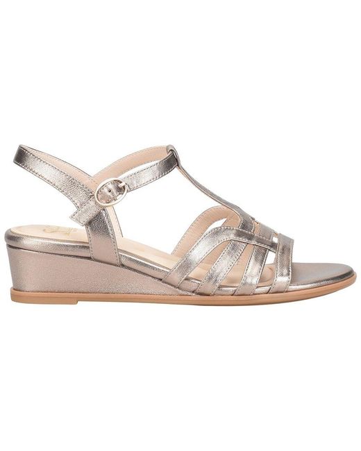 Söfft White Scarlet Leather Sandal