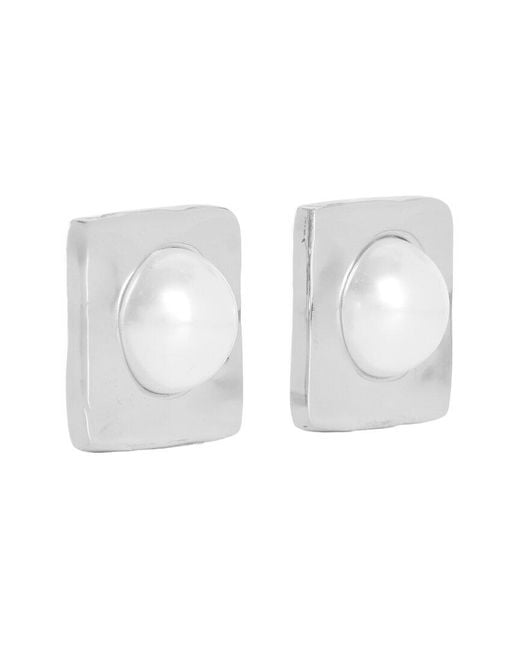 retroféte White Stud Earrings