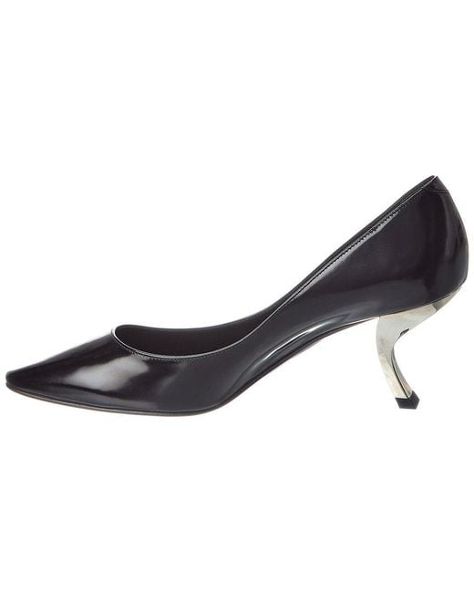 Roger Vivier Black Leather Pump