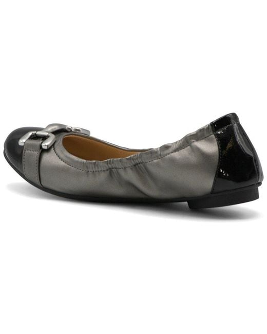 Adrienne Vittadini Black Cadeeno Flat
