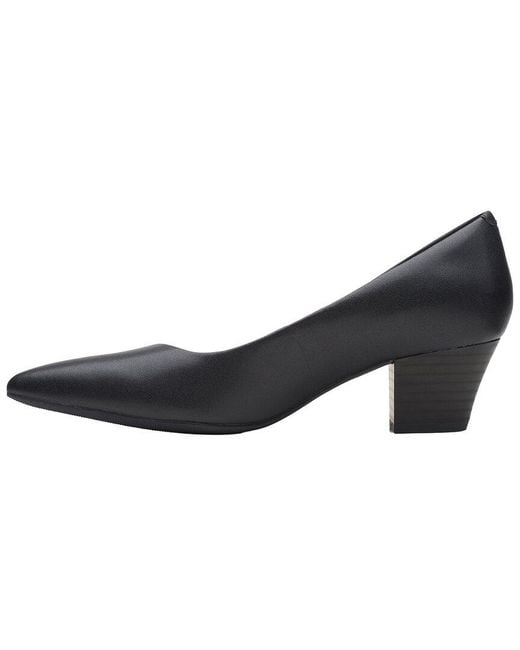 Clarks Black Teresa Step Leather Pump