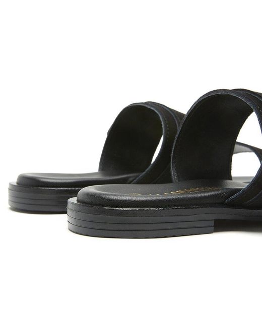 La Canadienne Black Fennix Suede Sandal