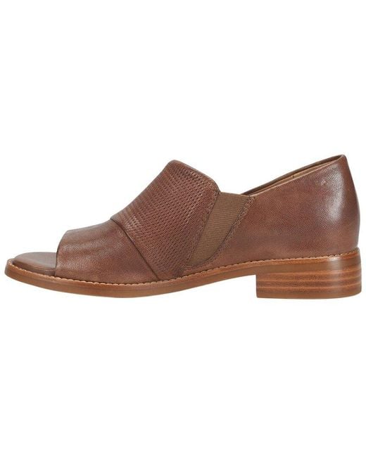 Söfft Brown Naydeen Leather Flat