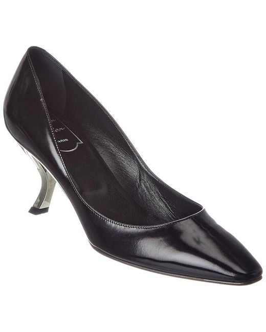 Roger Vivier Black Leather Pump