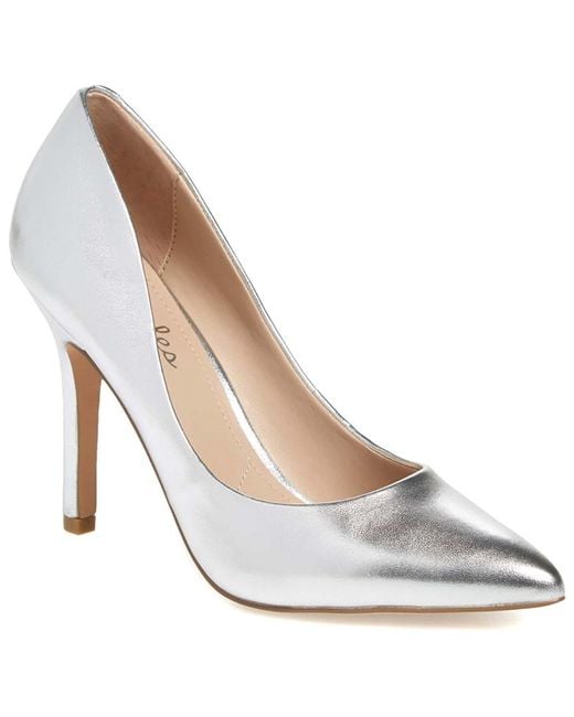 Charles David White Maxx Leather Pump