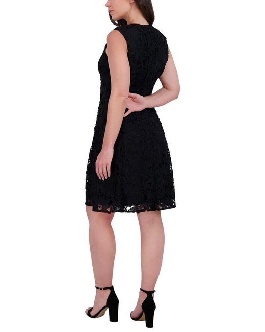 Kensie Black Heavy Floral Lace Mini Dress