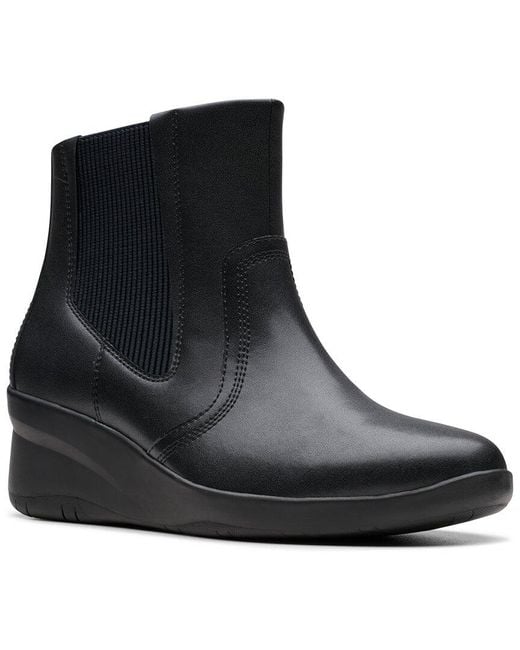 Clarks Black Suttyn Rae Leather Bootie