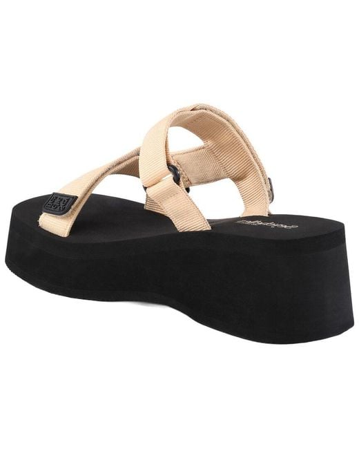 Seychelles Black Skip To Me Sandal