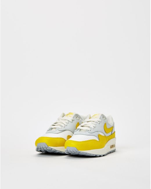 Nike Air Max 1 Shoes in Yellow | Lyst